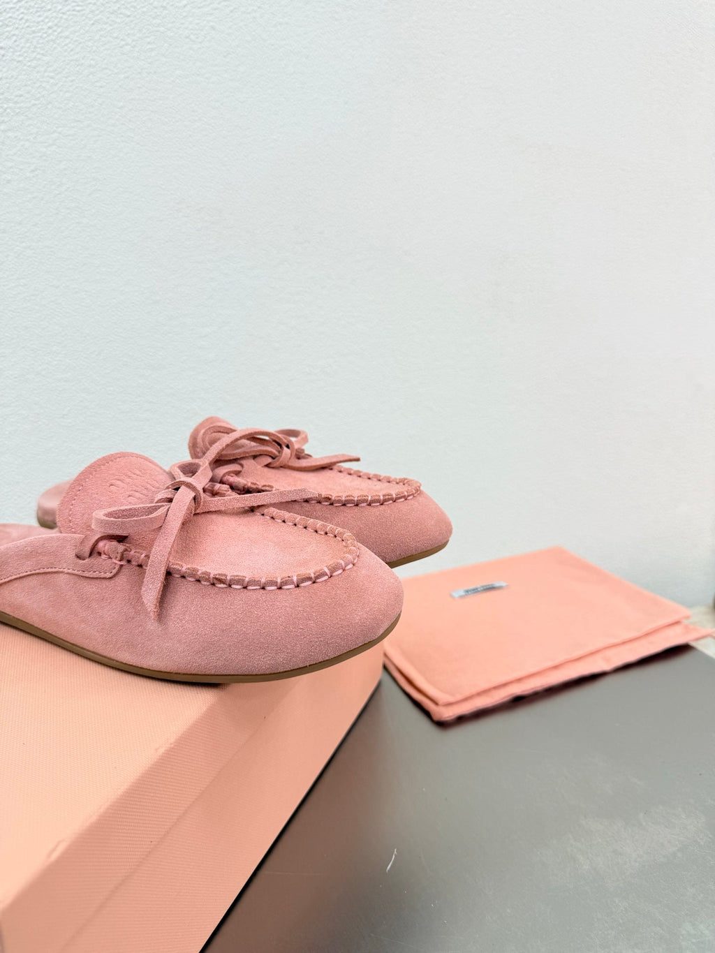 Miu Logo Mule Pink Suede 693521
