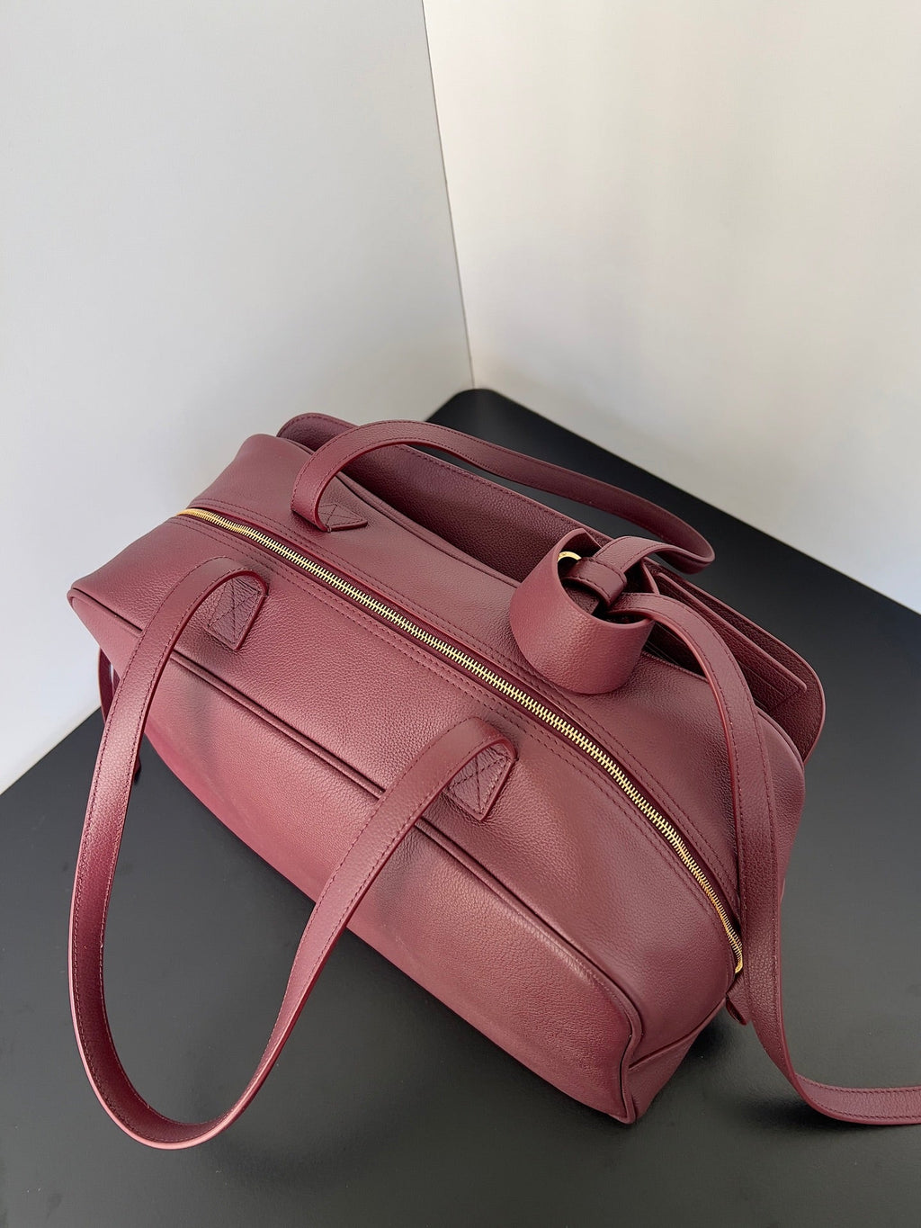 Balenciaga Carrie Bowling Ball Bag Wine Red Lambskin ()