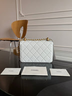 Mini Flap 19cm White Lambskin Gold Hardware