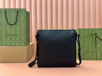 Gucci Signature Messenger Bag Black Cowhide 239929