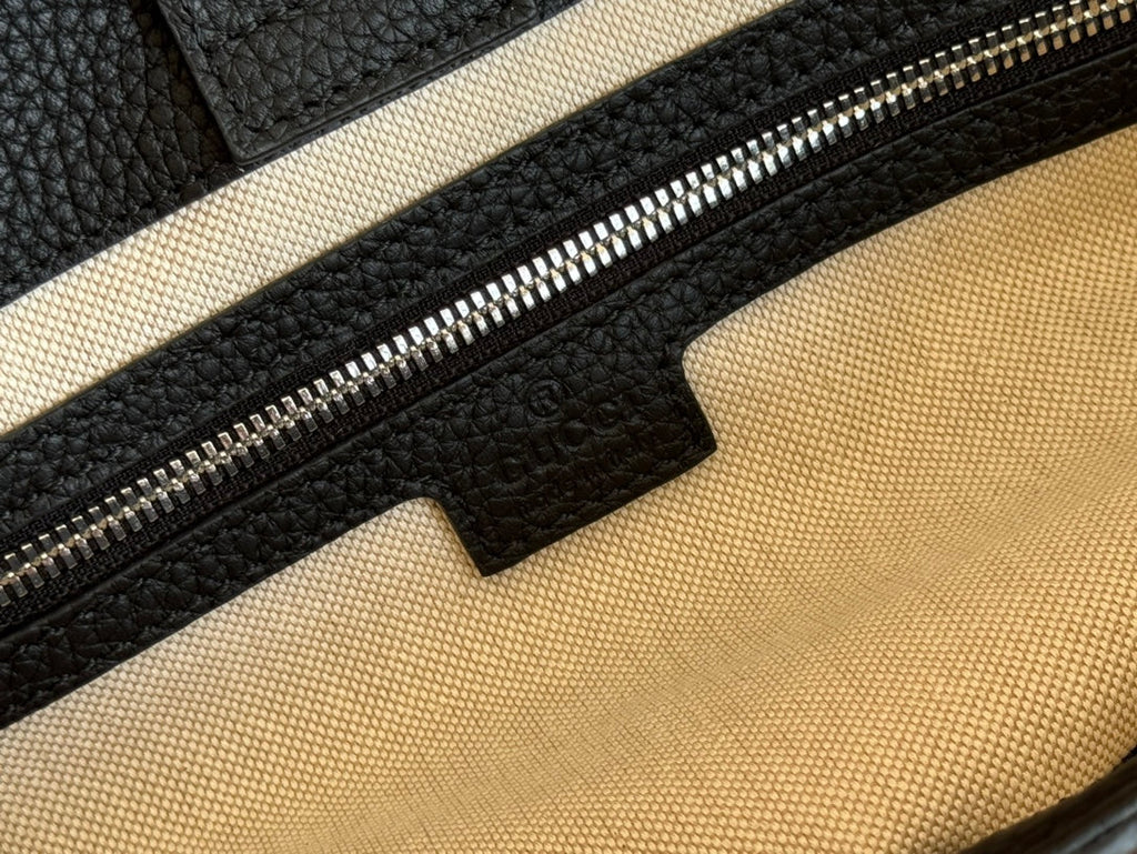 SUPER MEDIUM TOTE BAG 42 IN BLACK EMBOSSED CALFSKIN GOLD HARDWARE