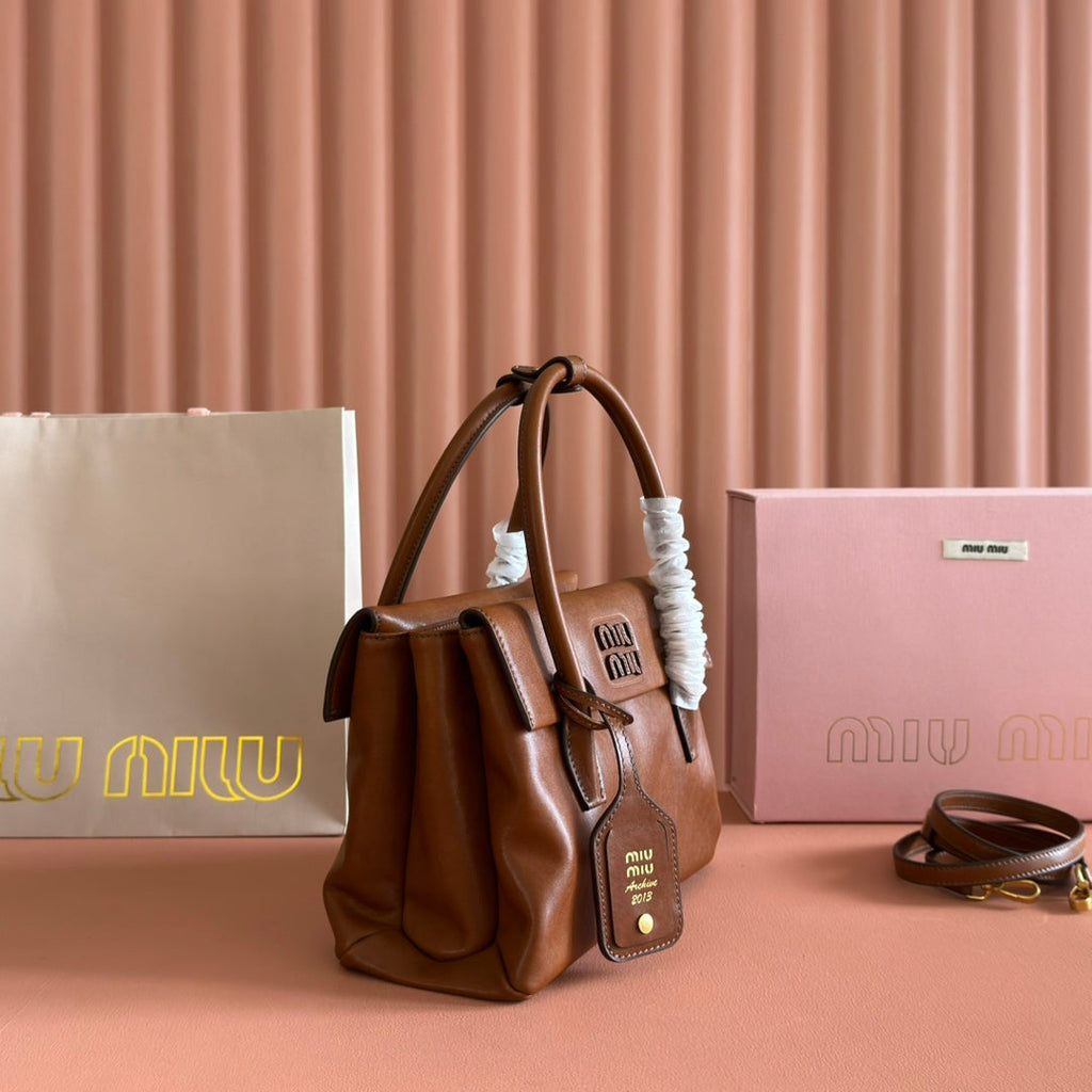 Miu Solitaire Bag 25 Brown Calfskin