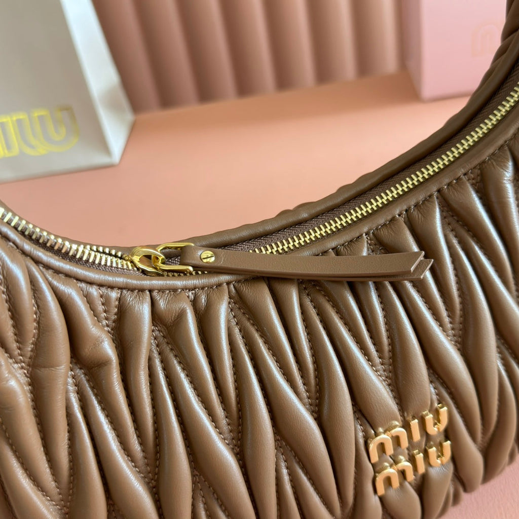 Miu Wander Matelassé Shoulder Bag 29cm Brown Lambskin