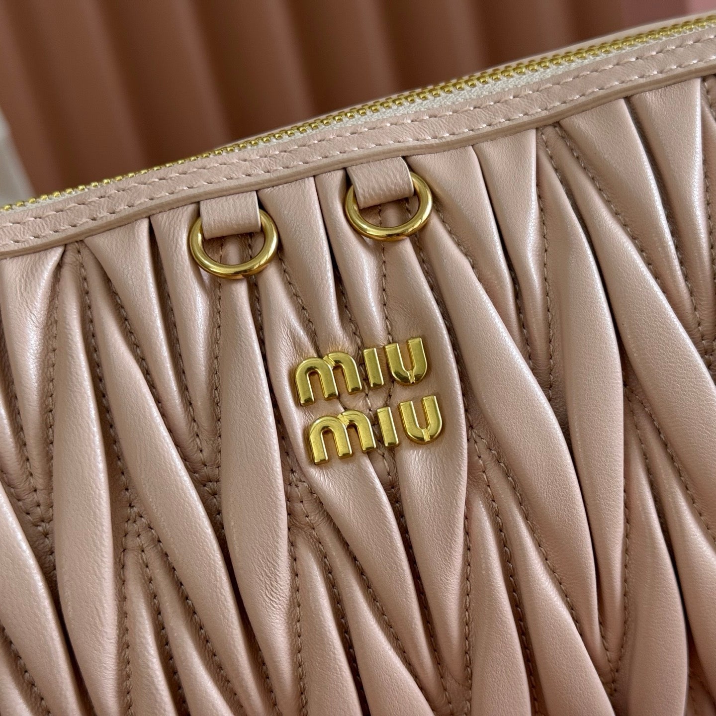 Miu Caprice Clutch Light Pink Matelassé Nappa Leather 280765