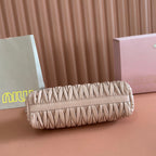 Miu Caprice Clutch Light Pink Matelassé Nappa Leather 280765