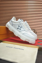 LV TRAINER WHITE MIX GREY CALFSKIN