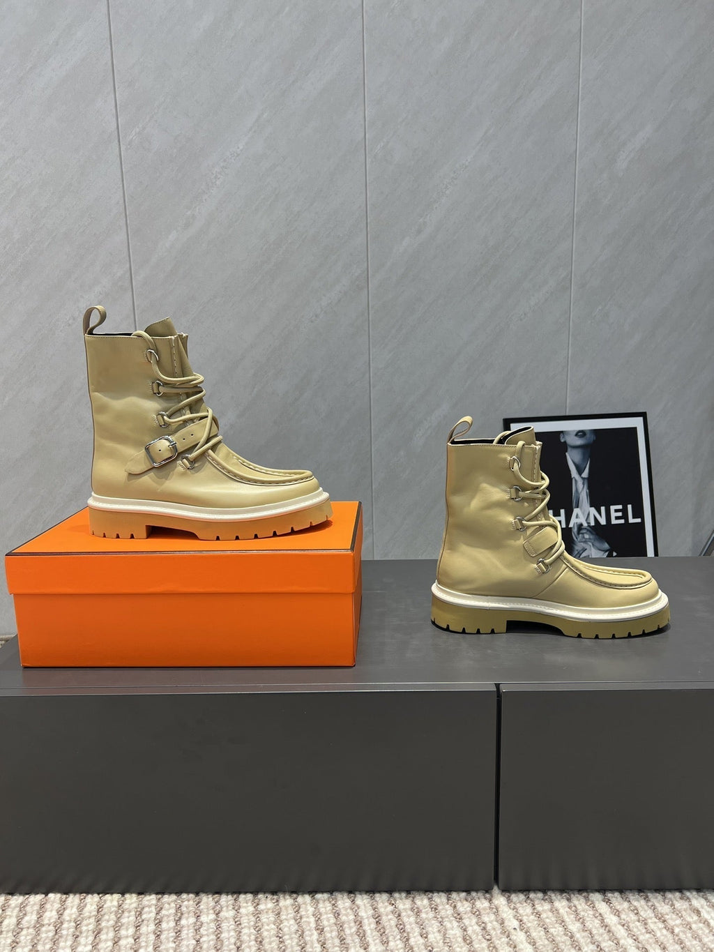 HM 25s Tobacco Boots 30mm Yellow-beige Cowhide 442555