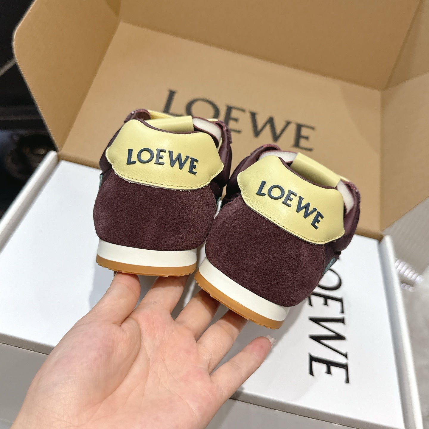 LOEW 26s Ballet Runner 2.0 Burgundy Yellow Suede Sheepskin 683932