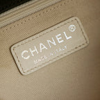 Chanel 25 Classic Single Flap Bag 35cm Green Leather 323478
