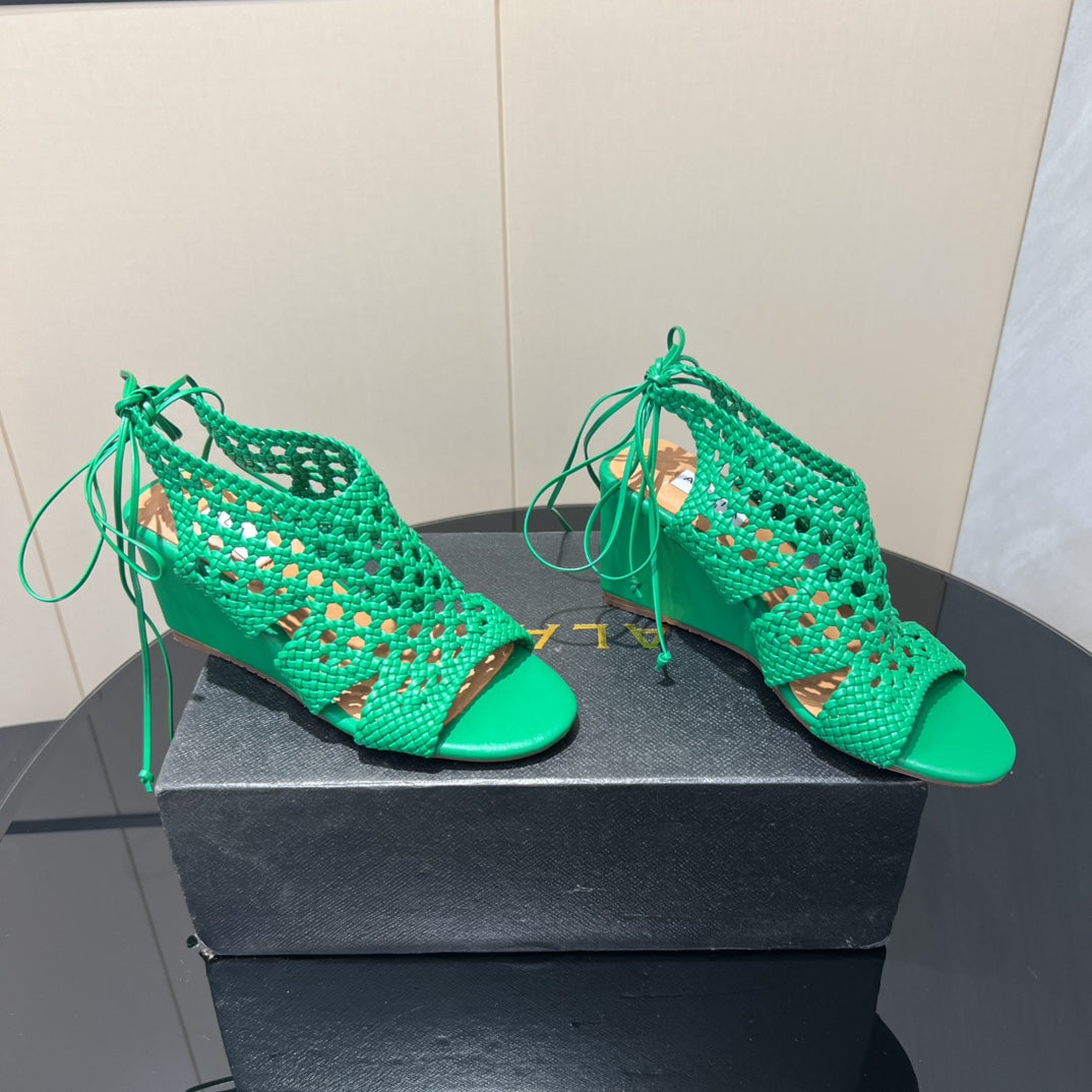 Alaia 25 Round-toe Braided Wedge Sandals 75mm Green Woven Leather 433567