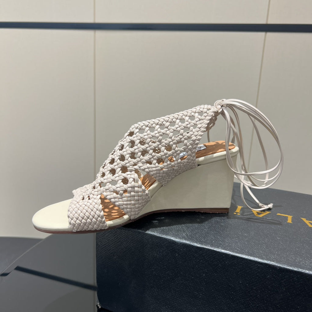 Alaia 25 Round-toe Braided Wedge Sandals 75mm Flamingo Woven Leather433568