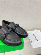 Bottega Veneta 2025 Astaire Knot-detailed Black Leather Loafer