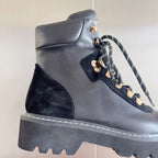 LV Territory Flat Ranger 40mm Black Cowhide