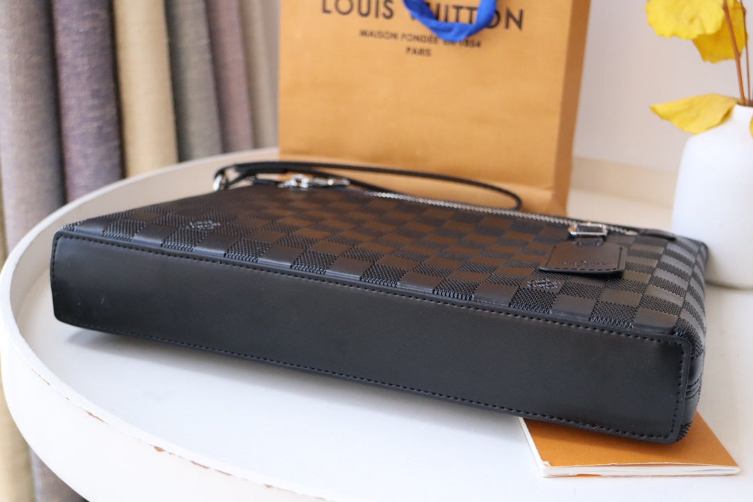LV N40504 Takeoff Pouch Black Damier Infini Leather 179426