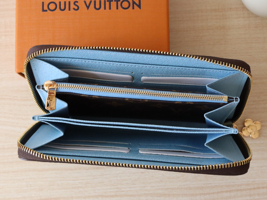 LV M12223 Zippy Wallet Azur Frost Monogram Canvas 224257