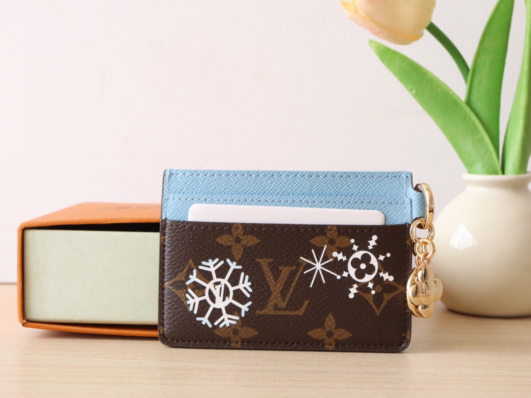 LV M12215 Charms Card Holder Monogram Canvas