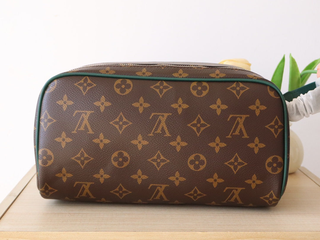 LV Dopp Kit Borneo Green Monogram Macassar Canvas 224218