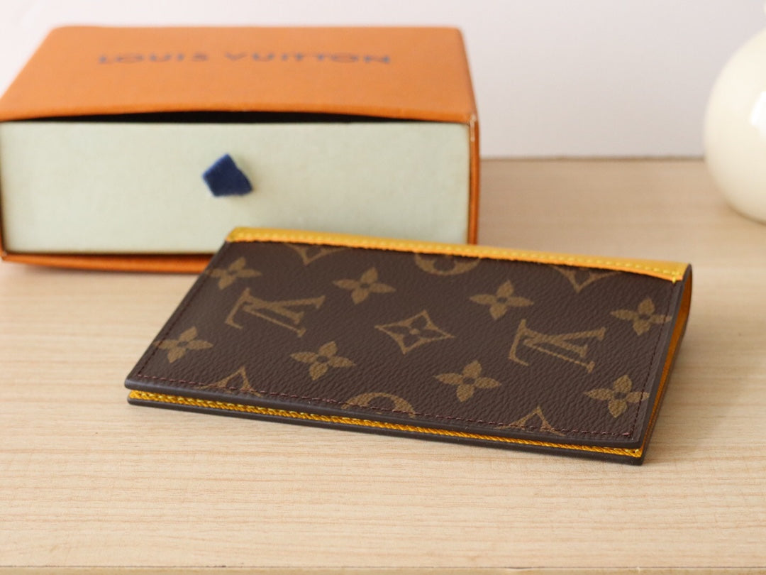 LV M82862 Passport Holder Yellow Monogram Canvas 224117