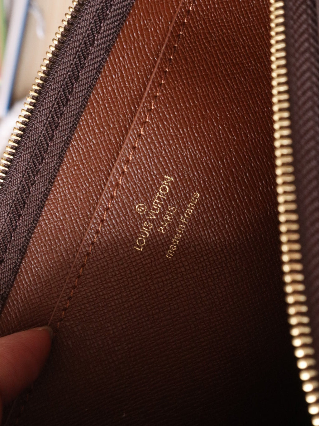 LV Pochette Clés Medium 24cm Brown Monogram Canvas GHW