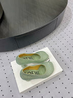Loew pump 100 in suede and allover rhinestones pastel green