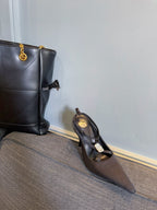 HIGH SANDAL ATTACHED GEM IN BLACK SILK