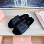 Miu Slipper Black Woven Raffia