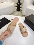 CC Cruise 2025/26 Mules Light Beige Calfskin 570317