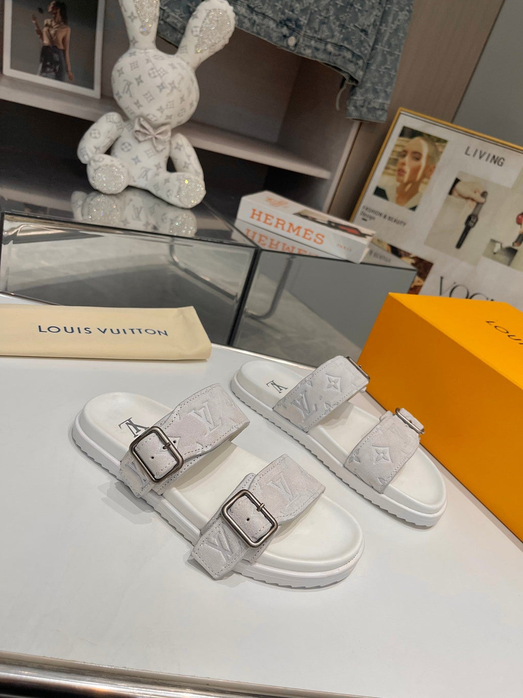 LV Venice Mule White Suede Sheepskin 626701