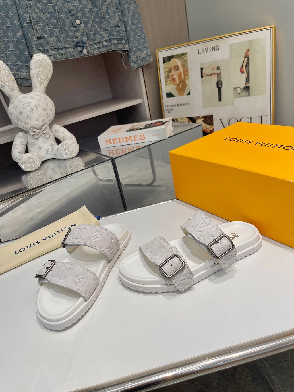 LV Venice Mule White Suede Sheepskin 626701