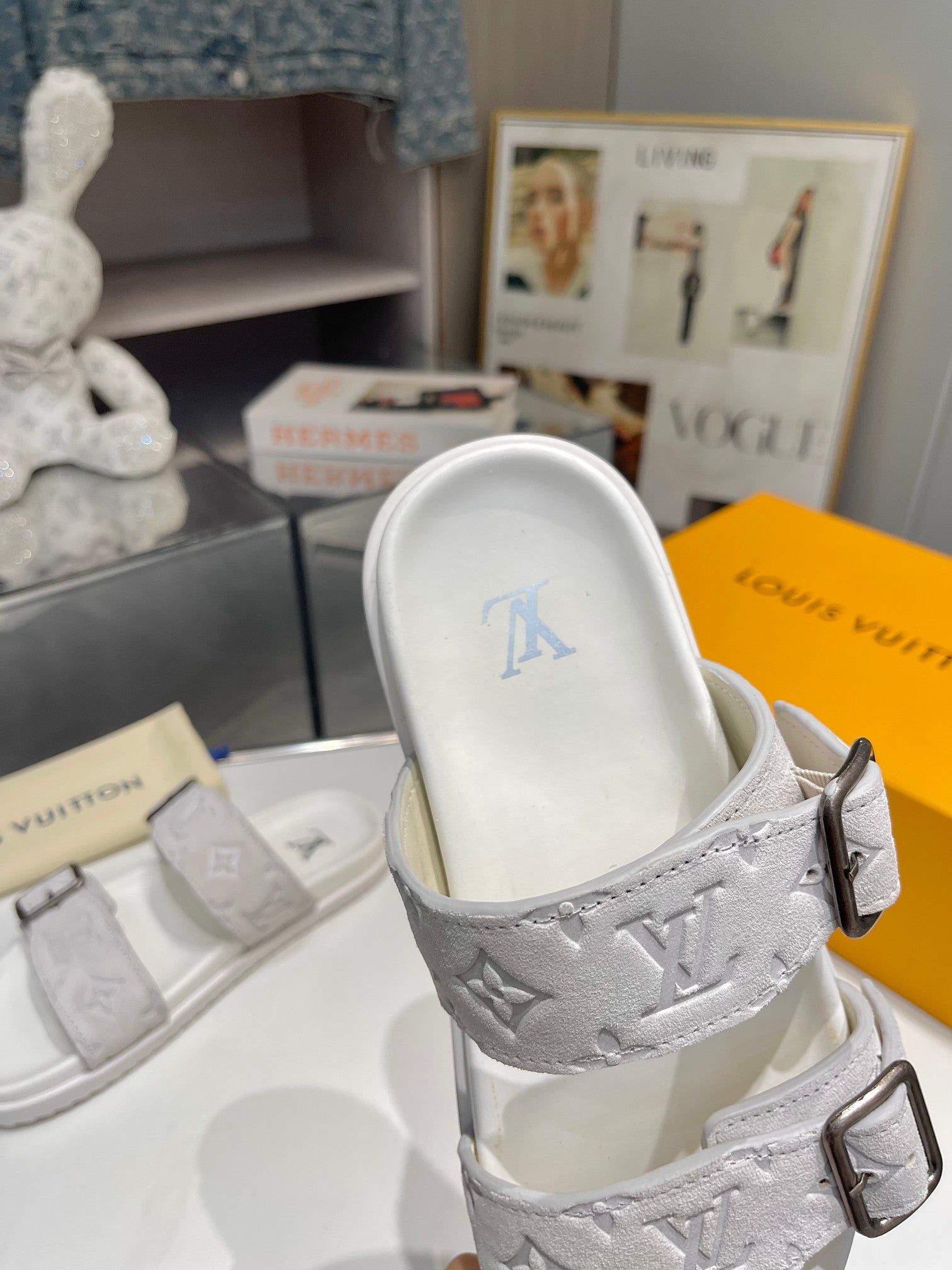 LV Venice Mule White Suede Sheepskin 626701