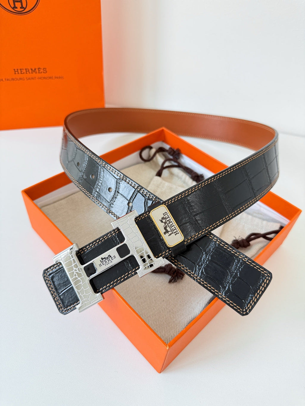 HM Constance Belt 38mm Black Brown Cowhide Gold Buckle 620048