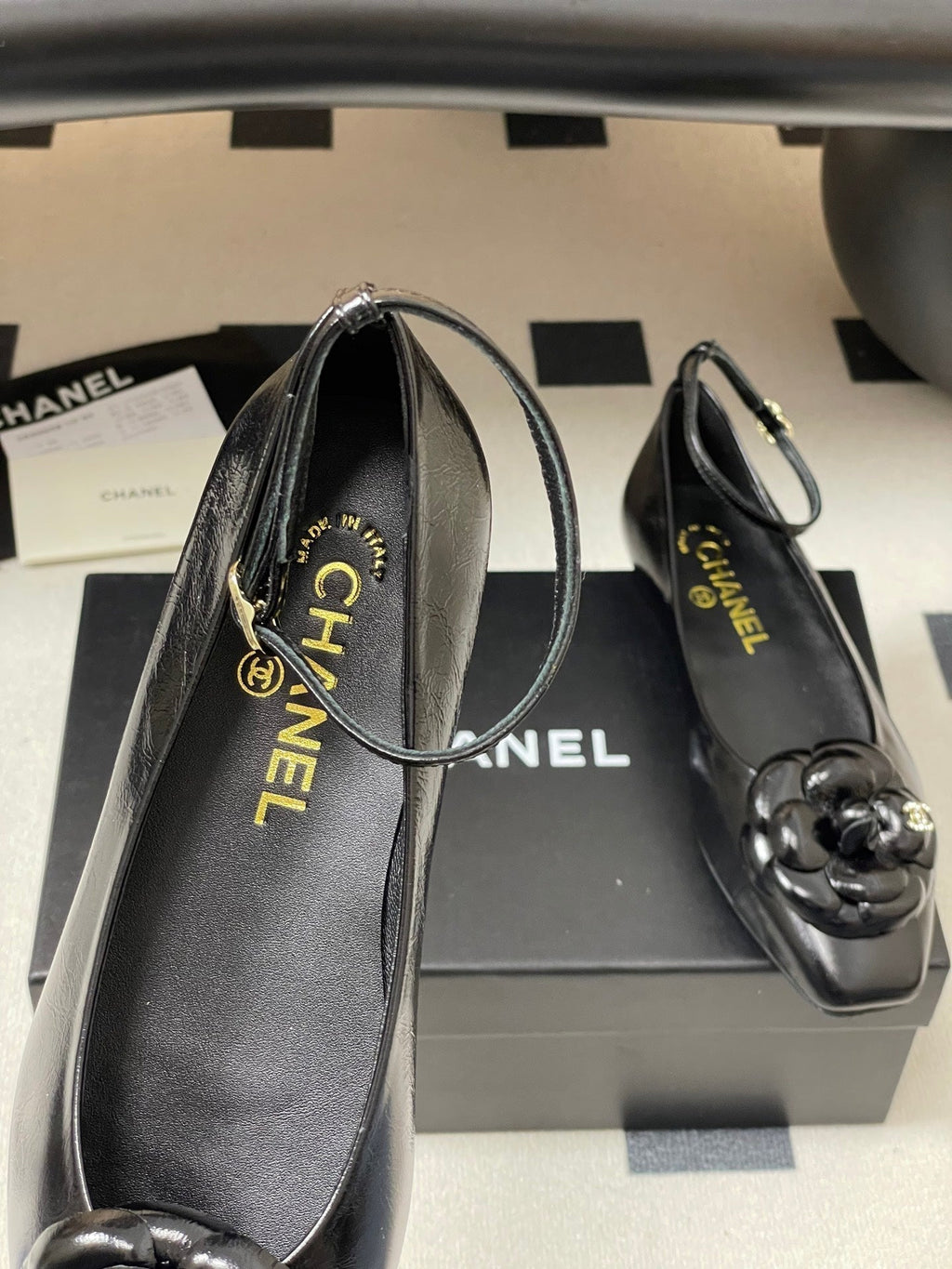 CC 25s Métiers d’art Ballet flats 10mm Black Cowhide 413310