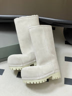 Balenciaga High Snow Boots White Suede 535032