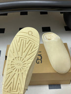UGG Elea Slip-On Sandals Light Beige Wool Suede 525948