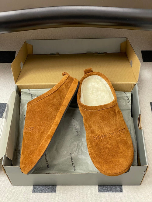 Balenciaga Mule Slip-On Caramel Brown Suede Wool 534531