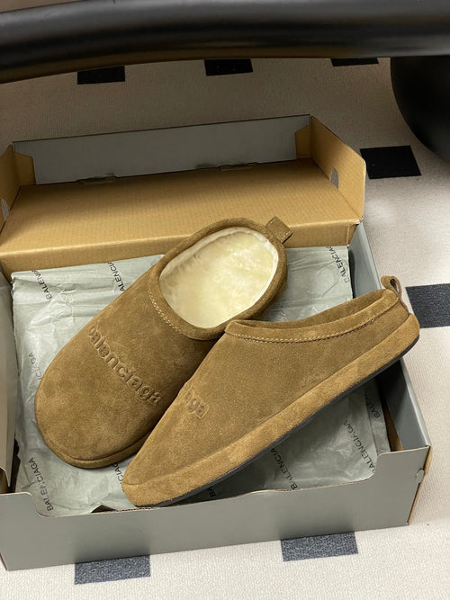 Balenciaga Mule Slip-On Light Brown Suede Wool 534533