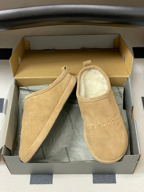 Balenciaga Mule Slip-On Beige Suede Wool 534534