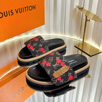 LV 26s Slippers Black Red Fabric Sheepskin 616350