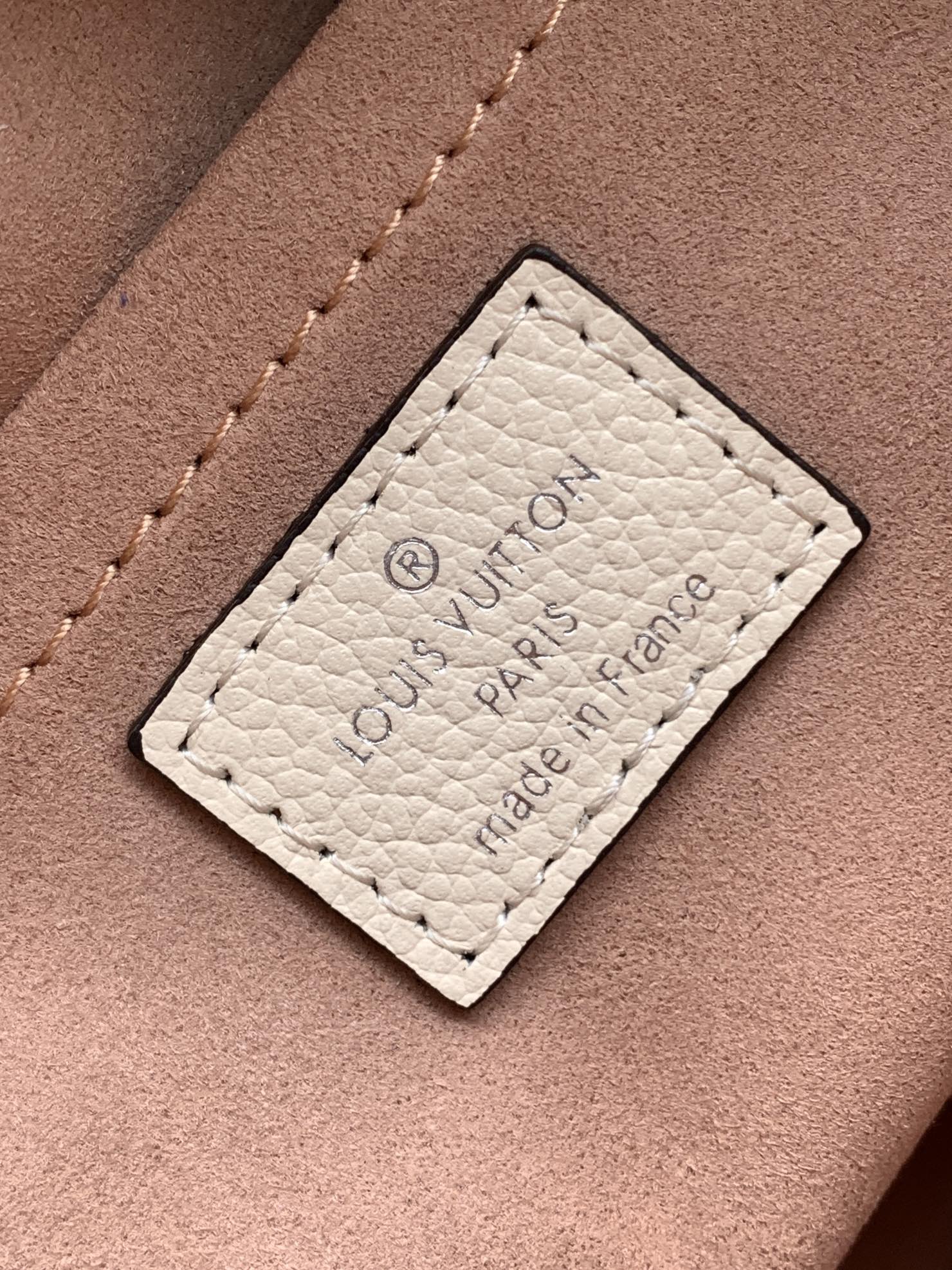 LV Hopscotch Bag 25cm White Grained Epi Cowhide Sliver HW