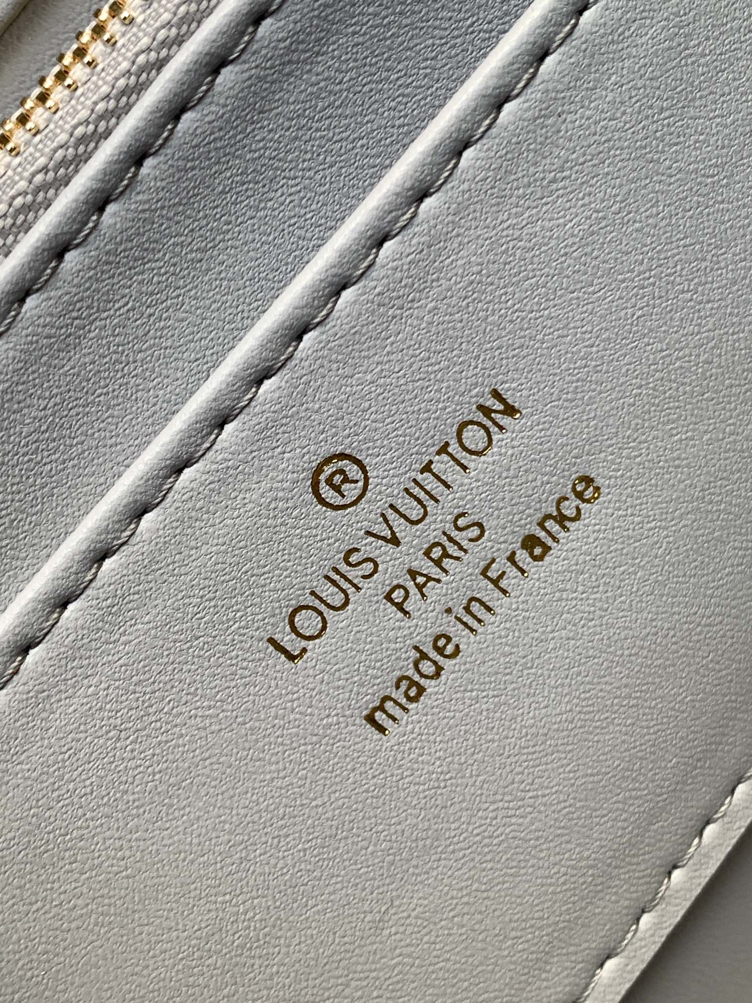 LV GO-14 MM 23cm Mix Pink Blue Lambskin GHW
