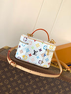 LV Vanity Chain Pouch 19cm White Beige Monogram Canvas Cowhide