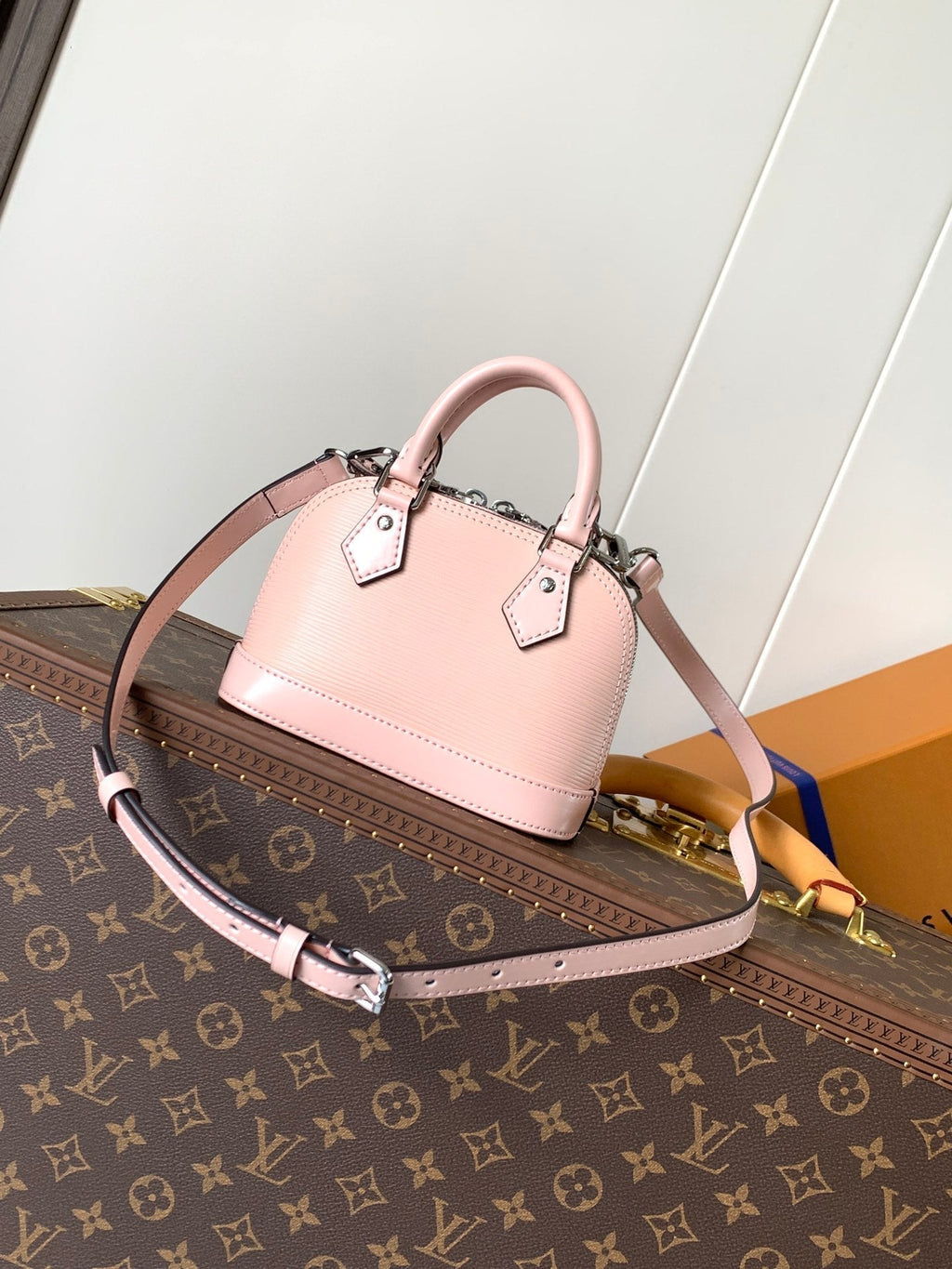 LV Alma BB Handbag 18cm Pink Epi Cowhide Metal HW