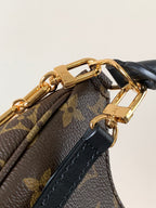 LV Catchy PM 24cm Brown Monogram Canvas & Cowhide