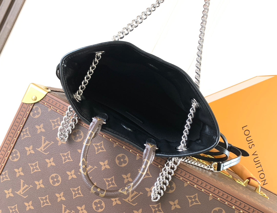LV Off Duty Backpack 24cm Black Lambskin Sliver HW