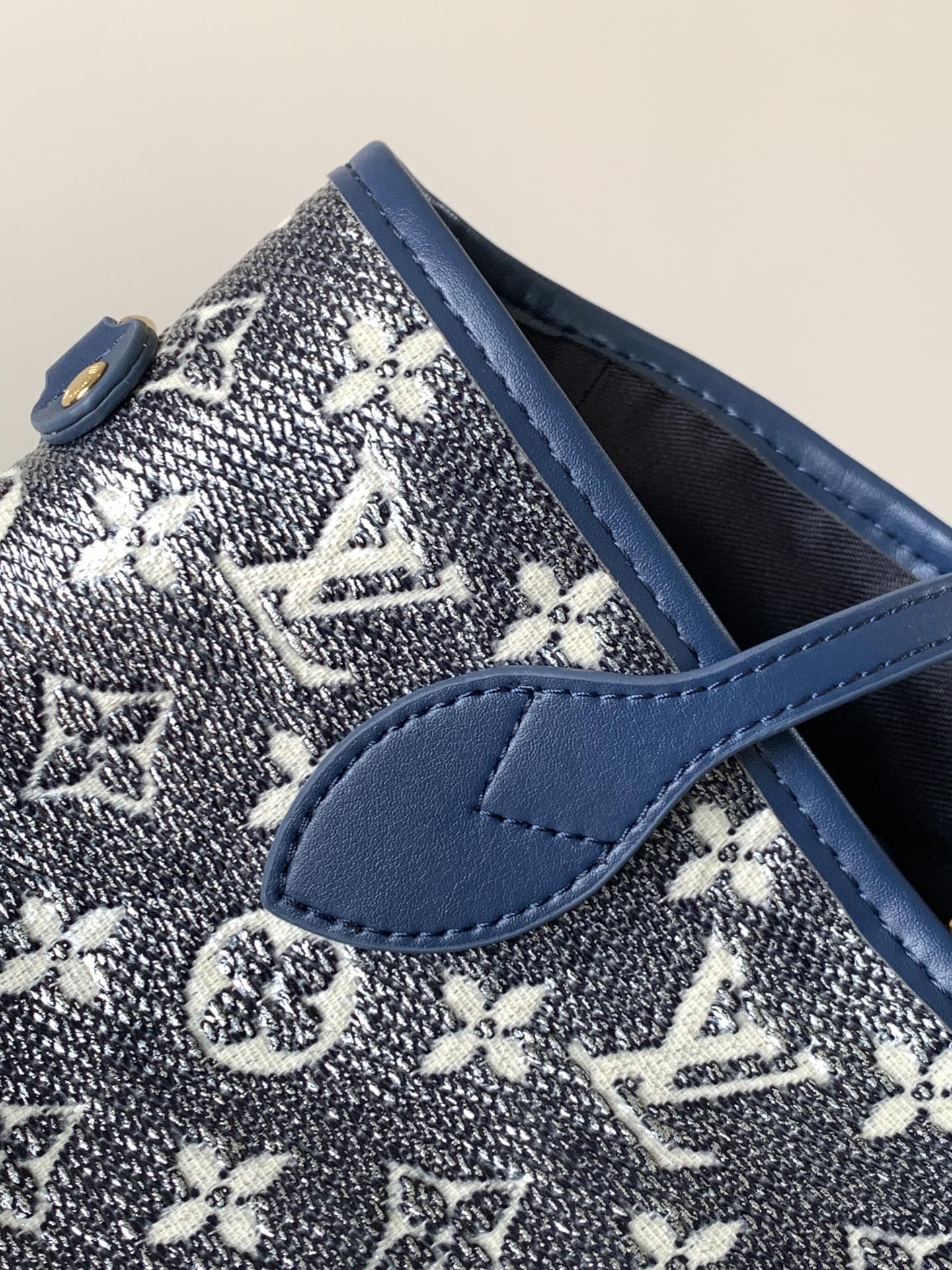LV Neverfull Bag 31cm Blue Monogram Canvas