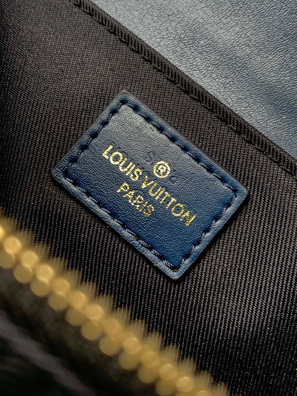 LV Pochette Métis East West 21.5cm Blue Monogram Canvas GHW