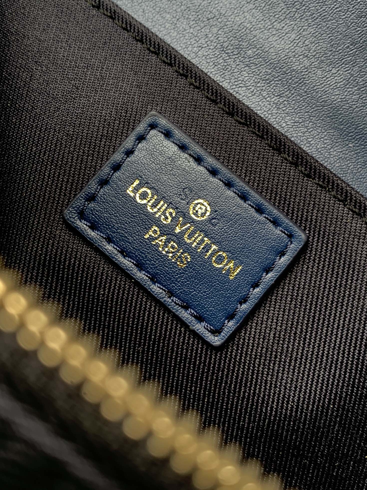 LV Pochette Métis East West 21.5cm Blue Monogram Canvas GHW