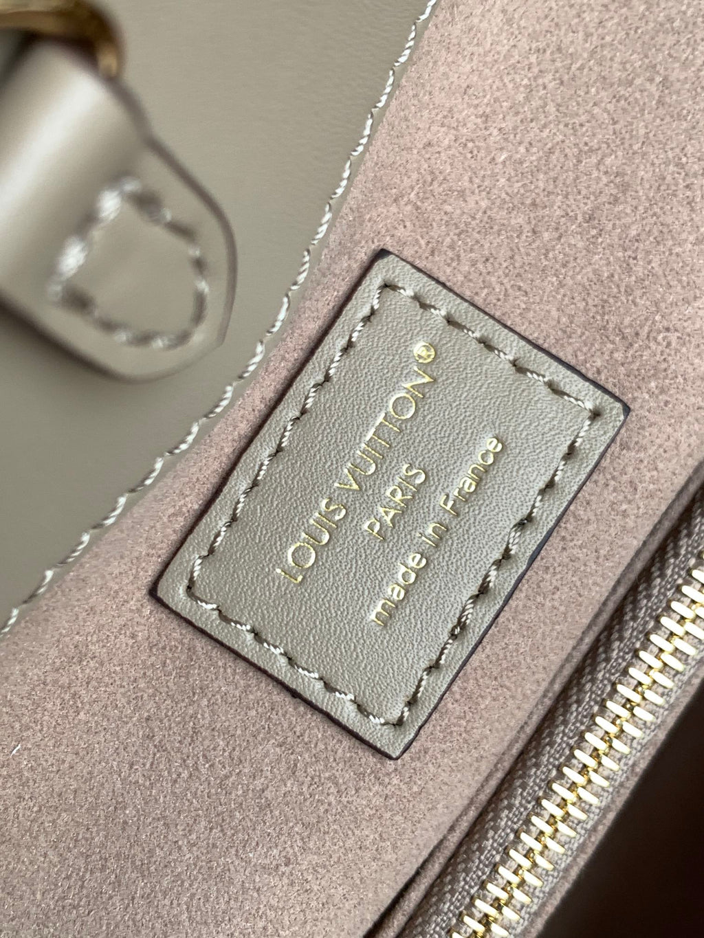 LV City Avenue PM 30cm Apricot Monogram Embossed Shadow Cowhide