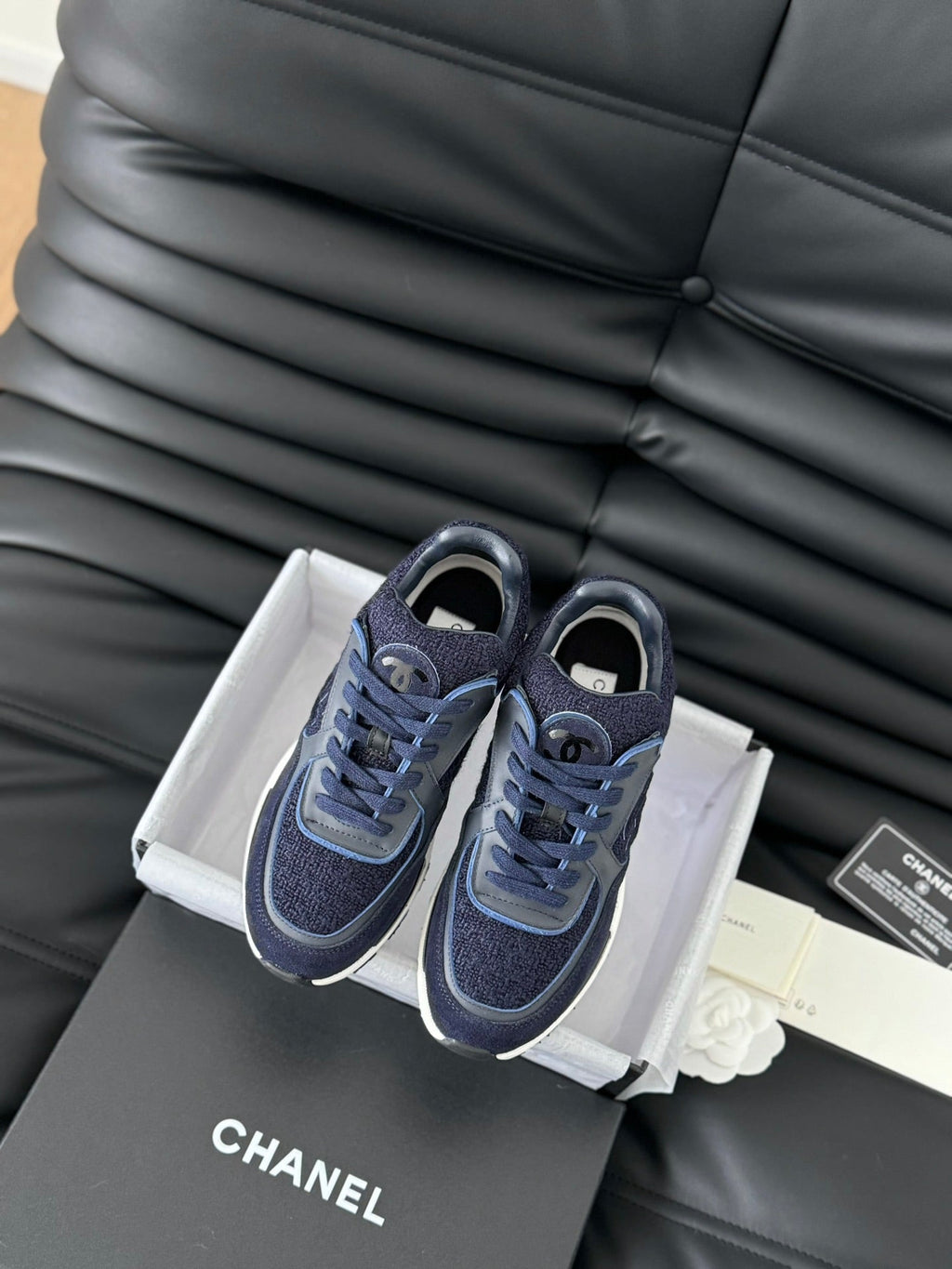 cc sneaker dark blue tweed suede