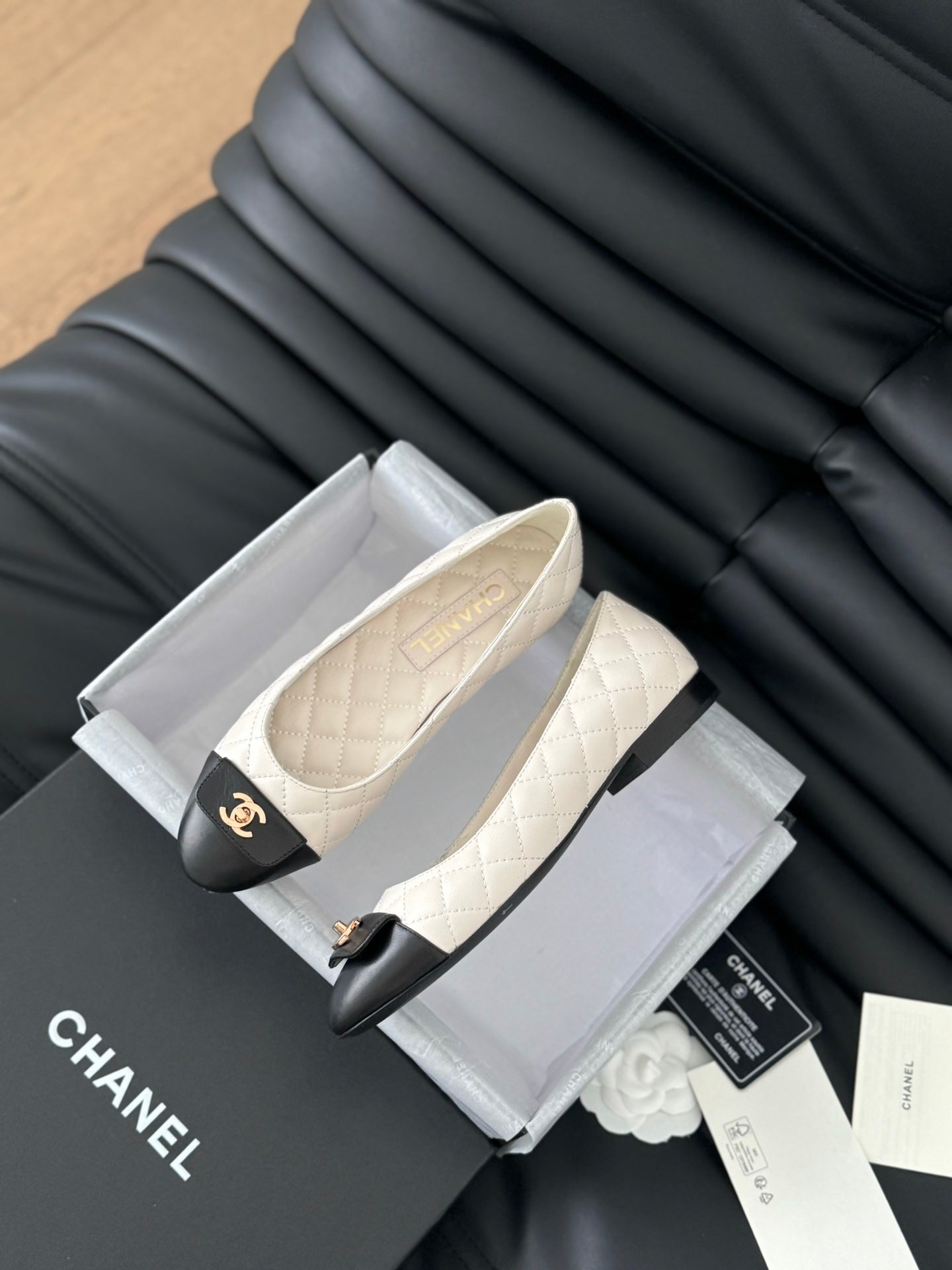 cc classic ballet flat white quilted calfskin